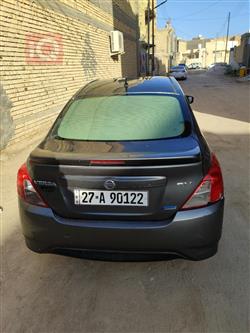 Nissan Versa